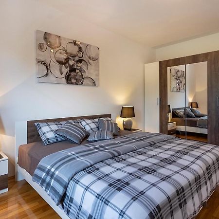 Apartmani Karoca 3 Pula Ngoại thất bức ảnh