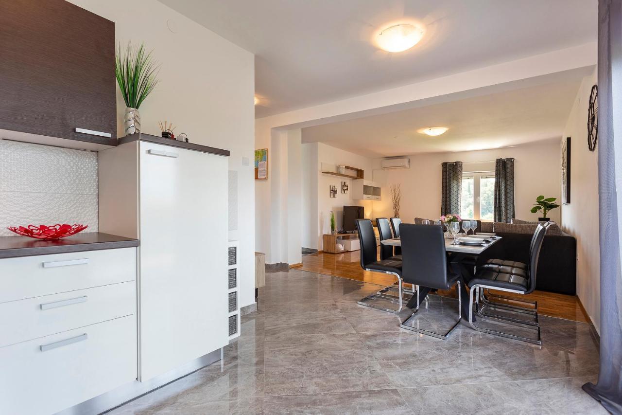 Apartmani Karoca 3 Pula Ngoại thất bức ảnh