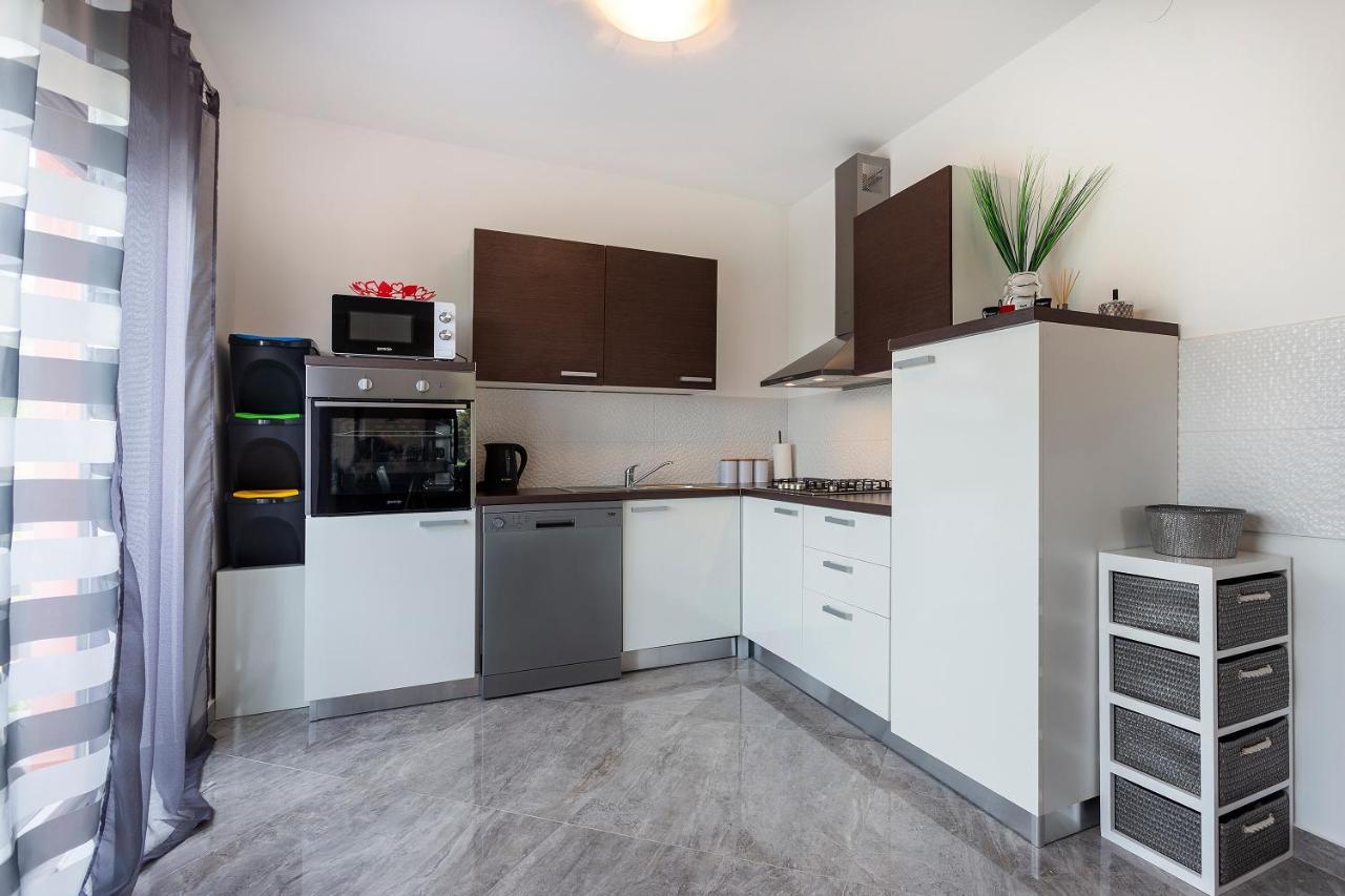 Apartmani Karoca 3 Pula Ngoại thất bức ảnh