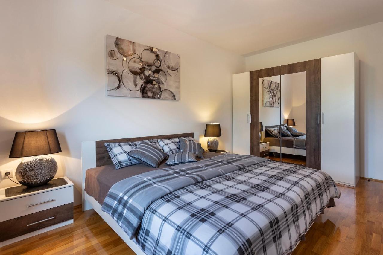 Apartmani Karoca 3 Pula Ngoại thất bức ảnh
